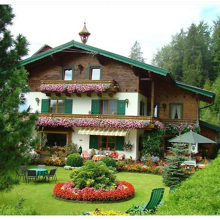 Landhaus Teufl Bed and Breakfast Faistenau Buitenkant foto