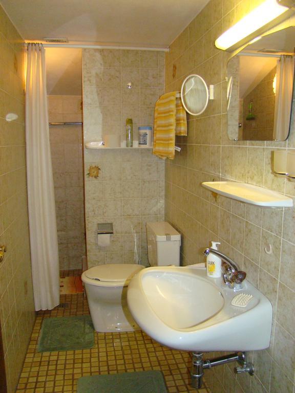 Landhaus Teufl Bed and Breakfast Faistenau Kamer foto