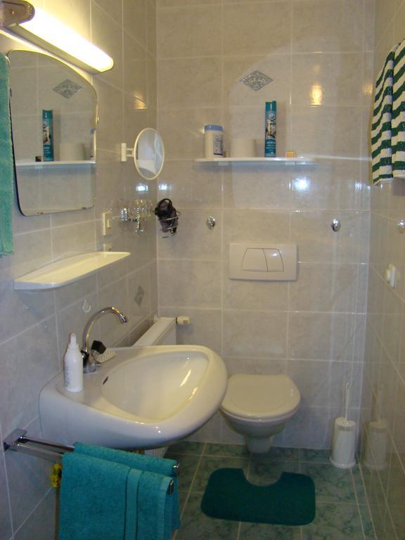 Landhaus Teufl Bed and Breakfast Faistenau Kamer foto