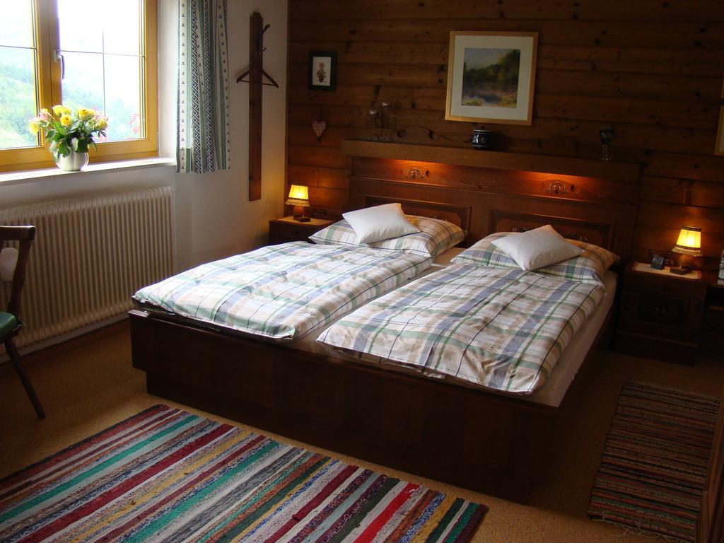 Landhaus Teufl Bed and Breakfast Faistenau Kamer foto