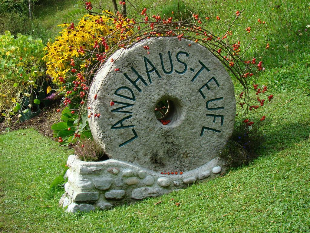 Landhaus Teufl Bed and Breakfast Faistenau Buitenkant foto